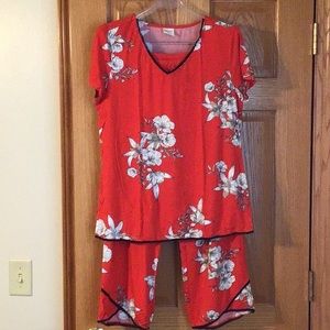 Soma CoolNights Pajama Set in Size Small Red with Black Trim